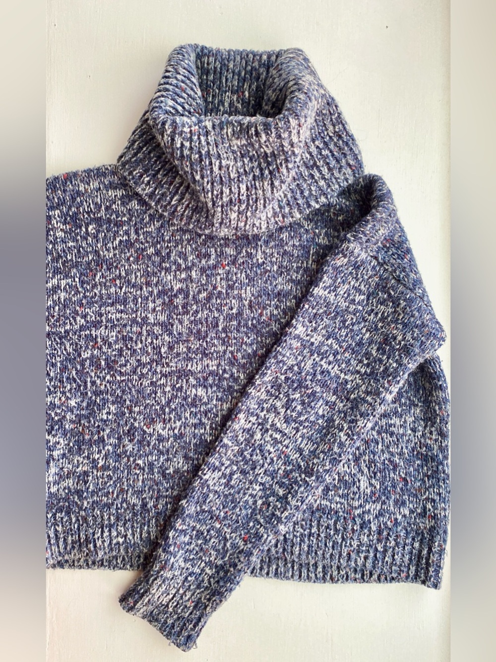 Lou & Grey Wool-Blend Blue Speckled Turtleneck Sweater